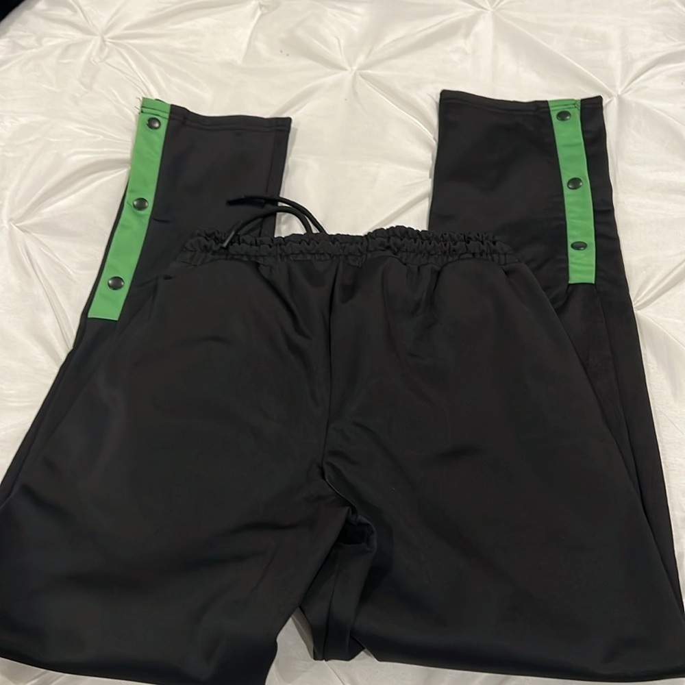 BOOHOO MAN NYLON PANTS SIZE XS - Picture 6 of 8